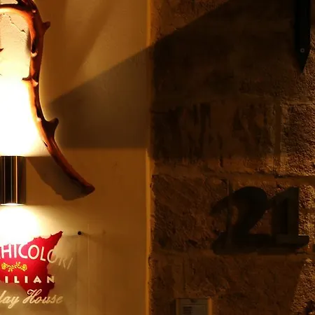 Bed & Breakfast Antichi Colori Cinisi