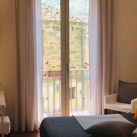 Bed & Breakfast Antichi Colori 3*